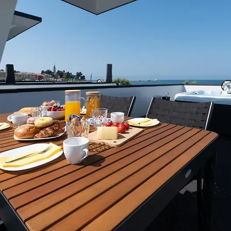 Διαμέρισμα Sea La Vie Luxury Floating House Novigrad - Jacuzzi *